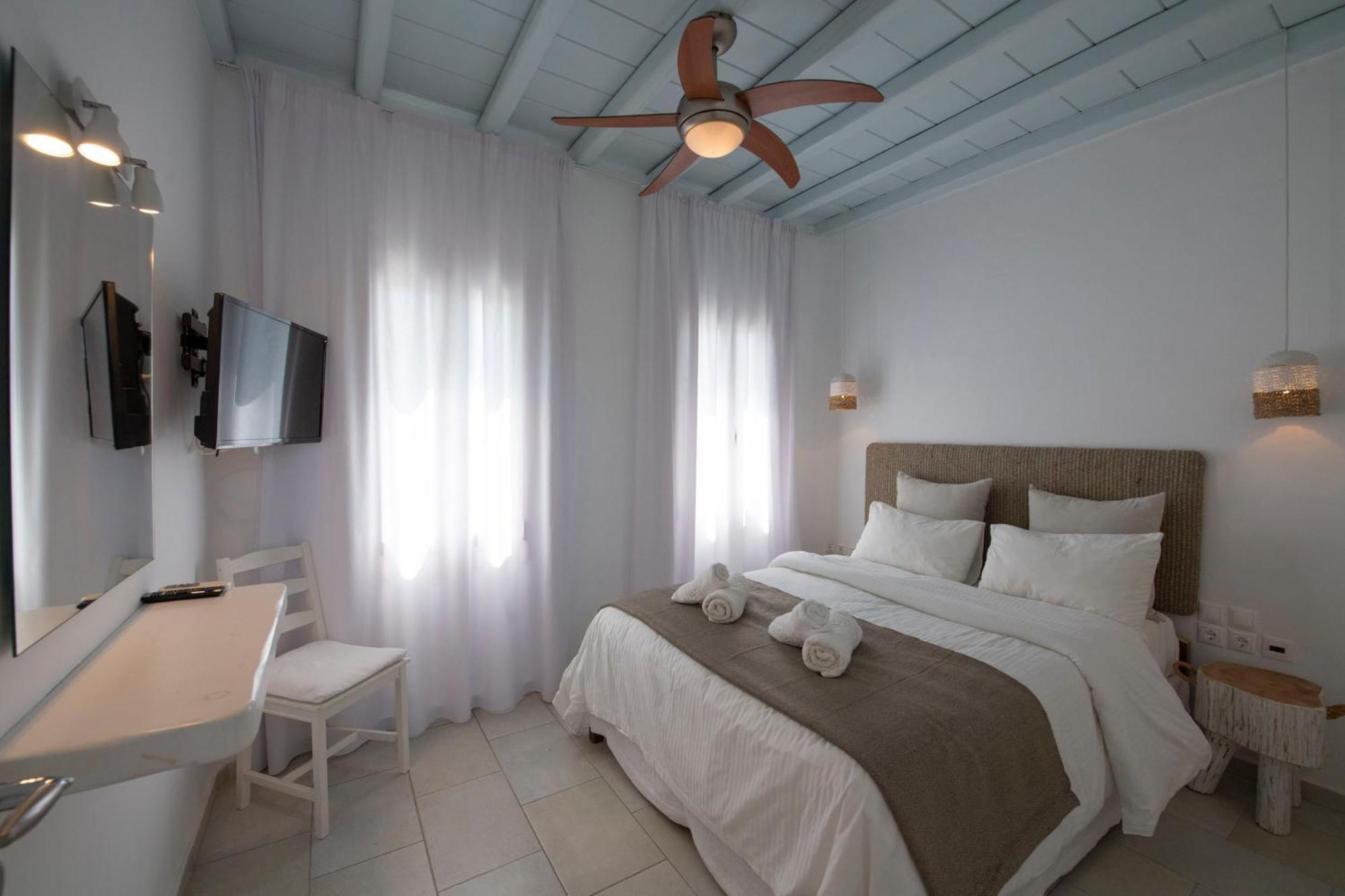 Tatiana Villa & Apartments Klouvas エクステリア 写真