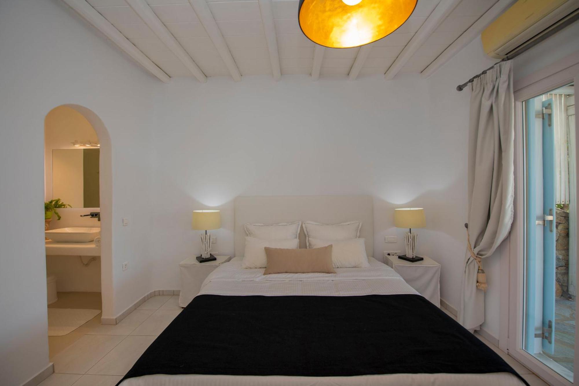 Tatiana Villa & Apartments Klouvas エクステリア 写真